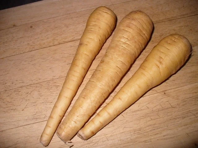 Rezept: Pastinaken, Rosmarinkartoffeln und Reste vom falschen Hasen Bild Nr. 2 Pastinaken, Rosmarinkartoffeln und Reste vom falschen Hasen - Rezept - Bild Nr. 2