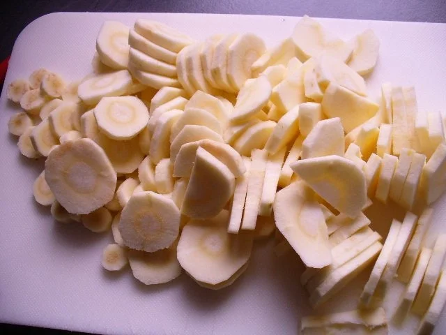 Rezept: Pastinaken, Rosmarinkartoffeln und Reste vom falschen Hasen Bild Nr. 4 Pastinaken, Rosmarinkartoffeln und Reste vom falschen Hasen - Rezept - Bild Nr. 4