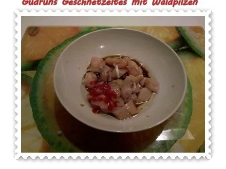 Rezept: Geflügel: Geschnetzeltes mit Waldpilzen und Steinpilznudeln Bild Nr. 5 Geflügel: Geschnetzeltes mit Waldpilzen und Steinpilznudeln - Rezept - Bild Nr. 5