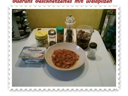 Rezept: Geflügel: Geschnetzeltes mit Waldpilzen und Steinpilznudeln Bild Nr. 7 Geflügel: Geschnetzeltes mit Waldpilzen und Steinpilznudeln - Rezept - Bild Nr. 7