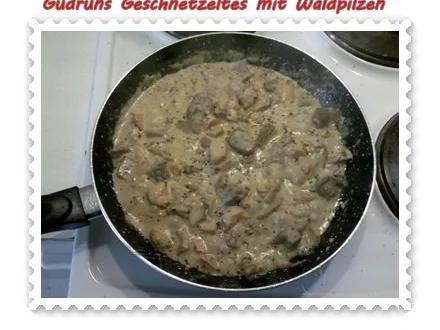 Rezept: Geflügel: Geschnetzeltes mit Waldpilzen und Steinpilznudeln Bild Nr. 15 Geflügel: Geschnetzeltes mit Waldpilzen und Steinpilznudeln - Rezept - Bild Nr. 15