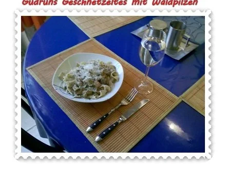 Rezept: Geflügel: Geschnetzeltes mit Waldpilzen und Steinpilznudeln Bild Nr. 17 Geflügel: Geschnetzeltes mit Waldpilzen und Steinpilznudeln - Rezept - Bild Nr. 17