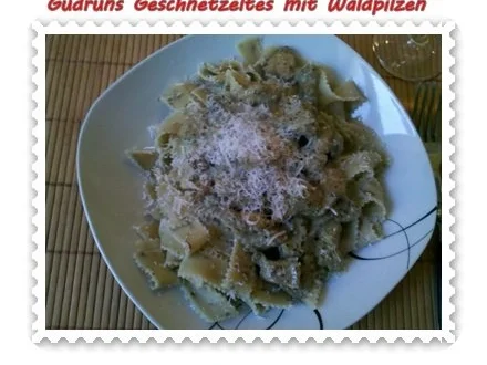 Rezept: Geflügel: Geschnetzeltes mit Waldpilzen und Steinpilznudeln Bild Nr. 19 Geflügel: Geschnetzeltes mit Waldpilzen und Steinpilznudeln - Rezept - Bild Nr. 19