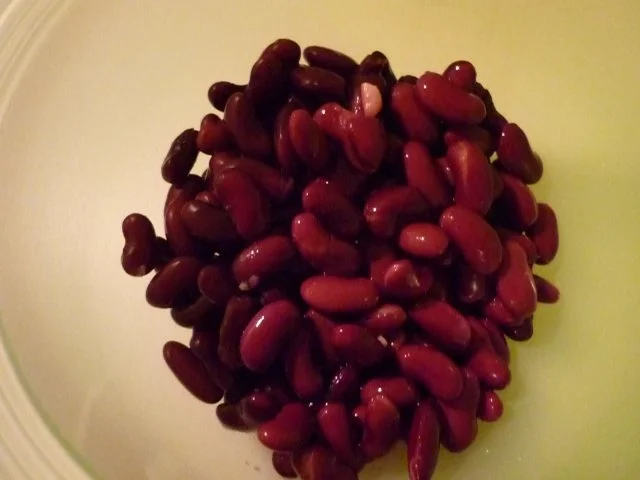 Rezept: Würzige Bohnenbratlinge mit Haferflocken (auch für Burger geeignet!) Bild Nr. 2 Würzige Bohnenbratlinge mit Haferflocken (auch für Burger geeignet!) - Rezept - Bild Nr. 2