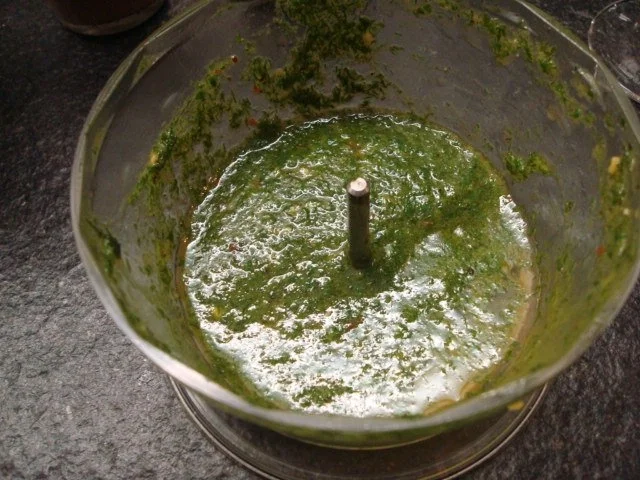 Kabeljau-Filet auf einem Bett von grünen Bohnen, Nocken von Kartoffel- und rote Bete-Püree - Rezept - Bild Nr. 3