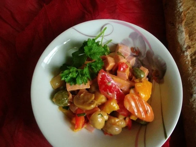 Rezept: Mixed Pickles-Wurstsalat Bild Nr. 2 Mixed Pickles-Wurstsalat - Rezept - Bild Nr. 2