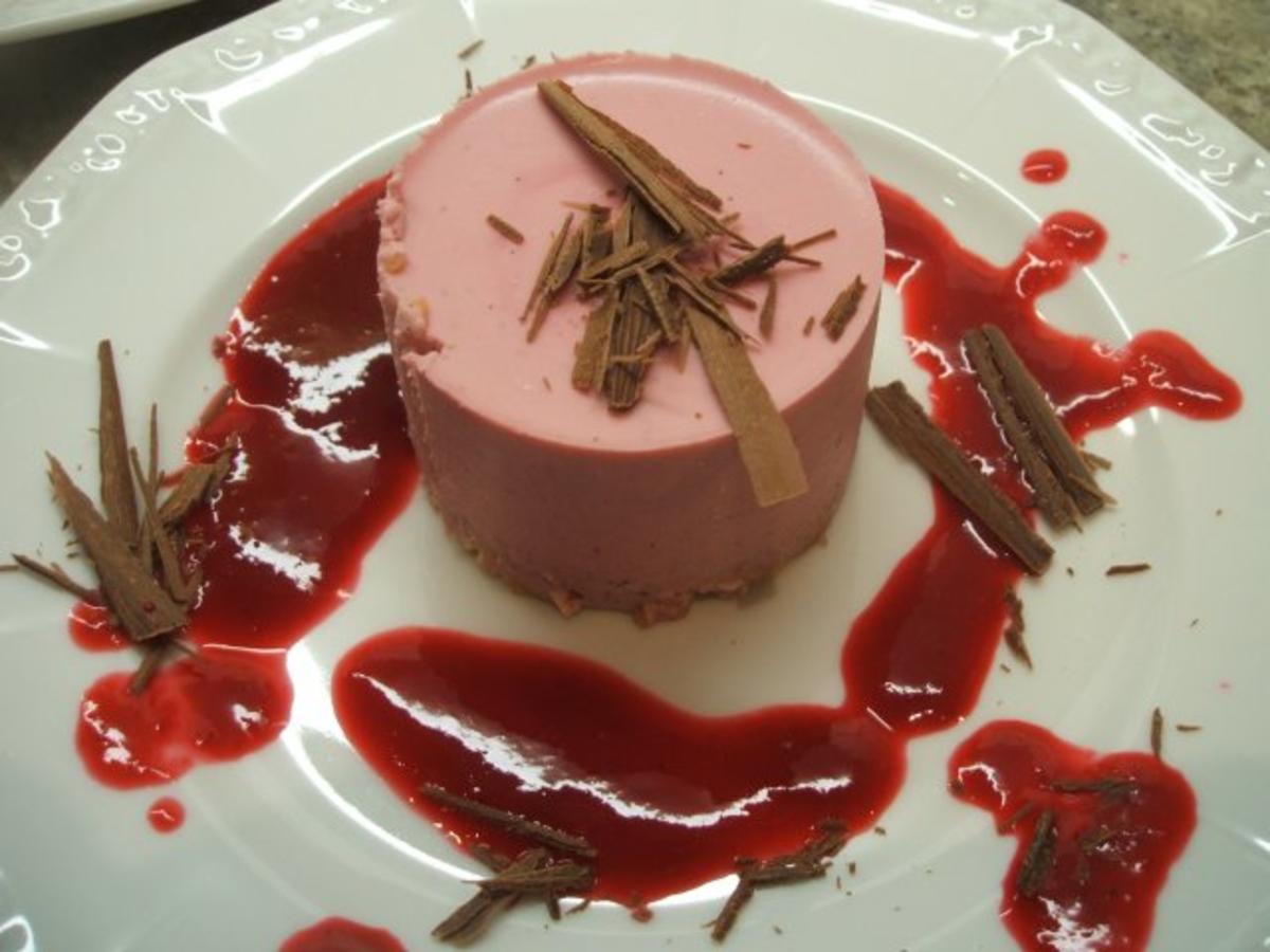 Dessert: Himbeer-Pannacotta - Rezept