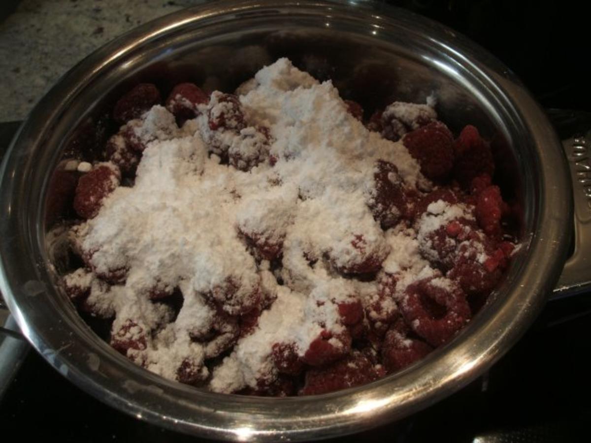Dessert: Himbeer-Pannacotta - Rezept - Bild Nr. 3