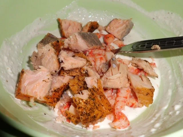 Rezept: Salat: Lachs-Obst-Salat mit Flusskrebsschwänzen Bild Nr. 4 Salat: Lachs-Obst-Salat mit Flusskrebsschwänzen - Rezept - Bild Nr. 4