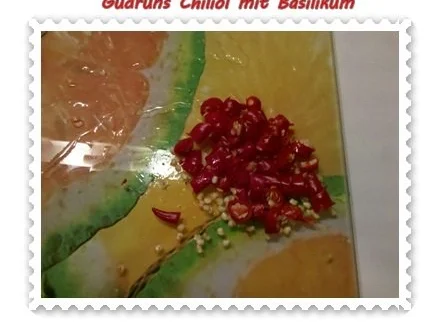 Öl: Chiliöl mit Basilikum - Rezept - Bild Nr. 3
