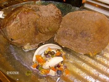 Rezept: Sauerbraten mit Lebkuchensoße Sauerbraten mit Lebkuchensoße - Rezept