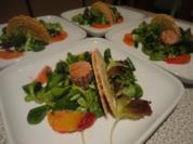 Preiselbeer Pasteten Cräcker im Salat Bett - Rezept