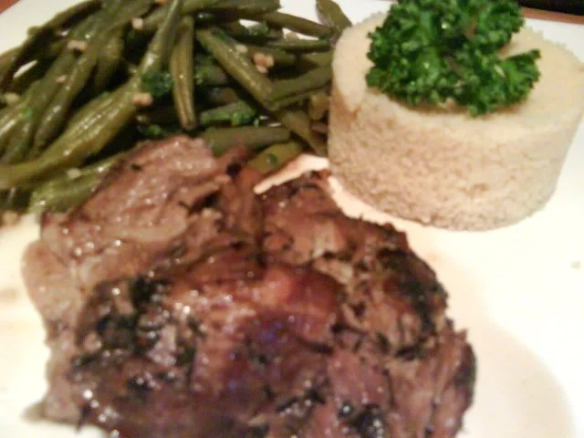 Rezept: Lammschulter mit Knoblauch gespickt und NT-gegart Bild Nr. 6 Lammschulter mit Knoblauch gespickt und NT-gegart - Rezept - Bild Nr. 6