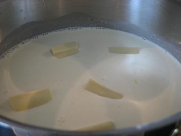 Panna Cotta mit weißer Schokolade - einfach - 300 kcal/100g