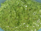 Rucola-Pesto für Käse-Röllchen - Rezept