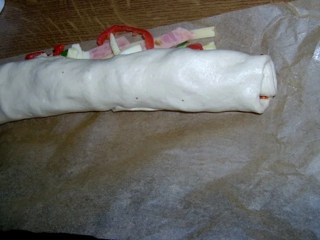 Pizzarolle - Kochschinken, Paprika, Champignons, Zucchini - Rezept - Bild Nr. 3