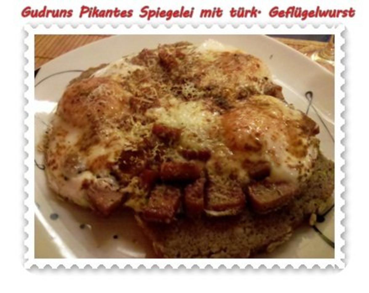 Abendbrot: Pikantes Spiegelei mit türkischer Geflügelwurst - Rezept