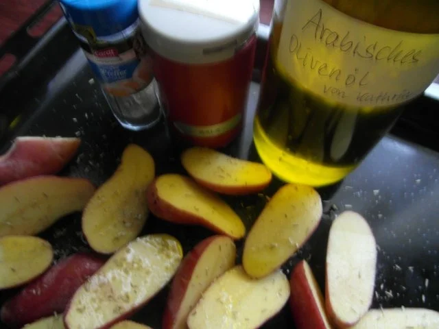 Rezept: Steak vom Angus-Rind mit Ofenkartoffeln,Spargel und Sauce Hollandaise Bild Nr. 2 Steak vom Angus-Rind mit Ofenkartoffeln,Spargel und Sauce Hollandaise - Rezept - Bild Nr. 2