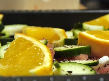 Pikant-fruchtige Hähnchenschenkel aus dem Ofen - Rezept - Bild Nr. 7