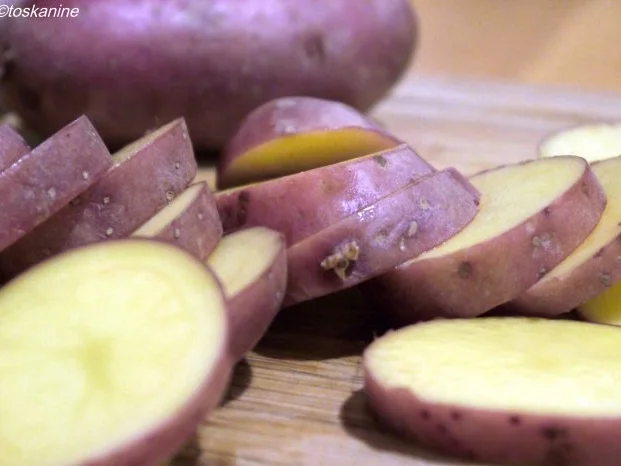 Pikant-fruchtige Hähnchenschenkel aus dem Ofen - Rezept - Bild Nr. 8