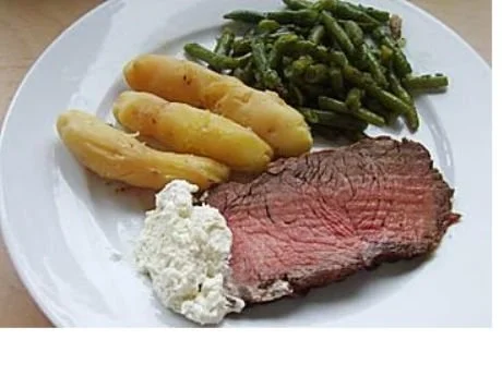 Rezept: Roastbeef nach Niedergarverfahren. mit Remoulade Roastbeef nach Niedergarverfahren. mit Remoulade - Rezept