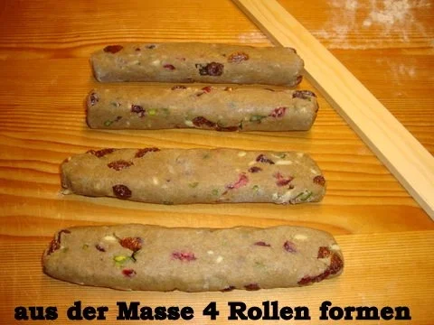 Gewürz-Cantuccini mit Cranberries und Pistazien - Rezept - Bild Nr. 8