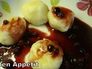 fluffige "Mini Quarkknödel" - lecker serviert - Rezept
