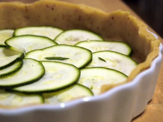 Rezept: Ziegenkäse-Zucchini-Tarte Bild Nr. 9 Ziegenkäse-Zucchini-Tarte - Rezept - Bild Nr. 9