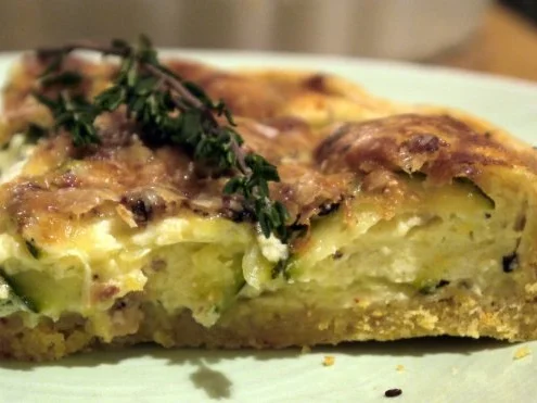 Rezept: Ziegenkäse-Zucchini-Tarte Ziegenkäse-Zucchini-Tarte - Rezept