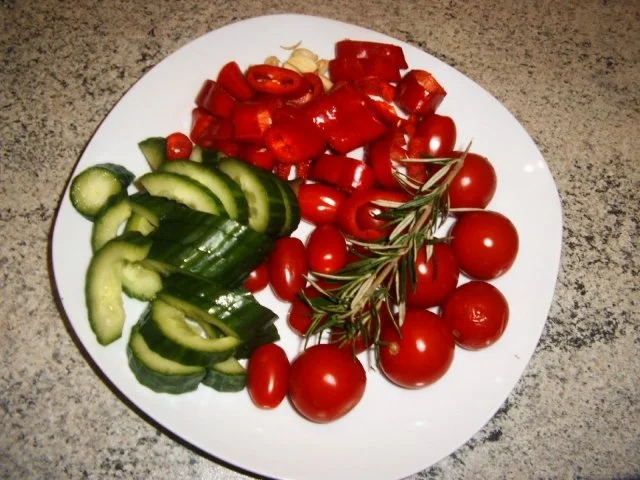 Rezept: Thunfischsteak mit Tomaten - Zucchinigemüse Bild Nr. 3 Thunfischsteak mit Tomaten - Zucchinigemüse - Rezept - Bild Nr. 3