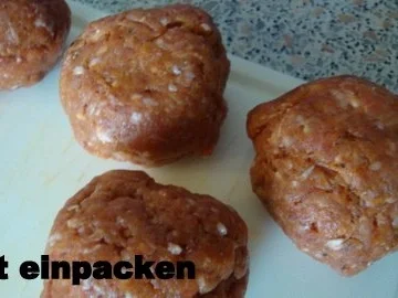 Rezept: Gemischte Fleischbällchen mit "Pflaumenfüllung !! Bild Nr. 4 Gemischte Fleischbällchen mit "Pflaumenfüllung !! - Rezept - Bild Nr. 4