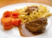Rezept: Altbayerischer Rinderbraten Bild Nr. 2 Altbayerischer Rinderbraten - Rezept - Bild Nr. 2