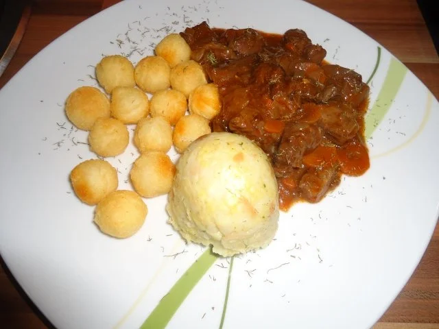 Hirschgulasch - Rezept