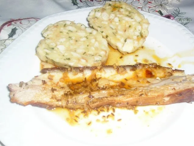 Rezept: gebratenes Bauchfleisch mit viel Kümmel gebratenes Bauchfleisch mit viel Kümmel - Rezept