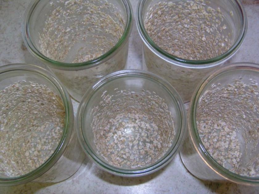 Schwarzbrot im Weckglas - einfach - 193 kcal/100g