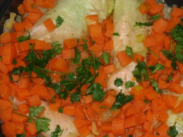 Rezept: Fisch : Schollenfilet in Räucherlachs auf Gemüsebeet gedünstet Bild Nr. 4 Fisch : Schollenfilet in Räucherlachs auf Gemüsebeet gedünstet - Rezept - Bild Nr. 4