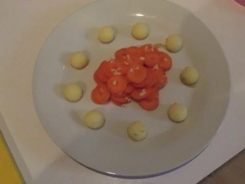 Geflügel-Zöpfli "Noriana" auf Vichy-Karotten - Rezept - Bild Nr. 5