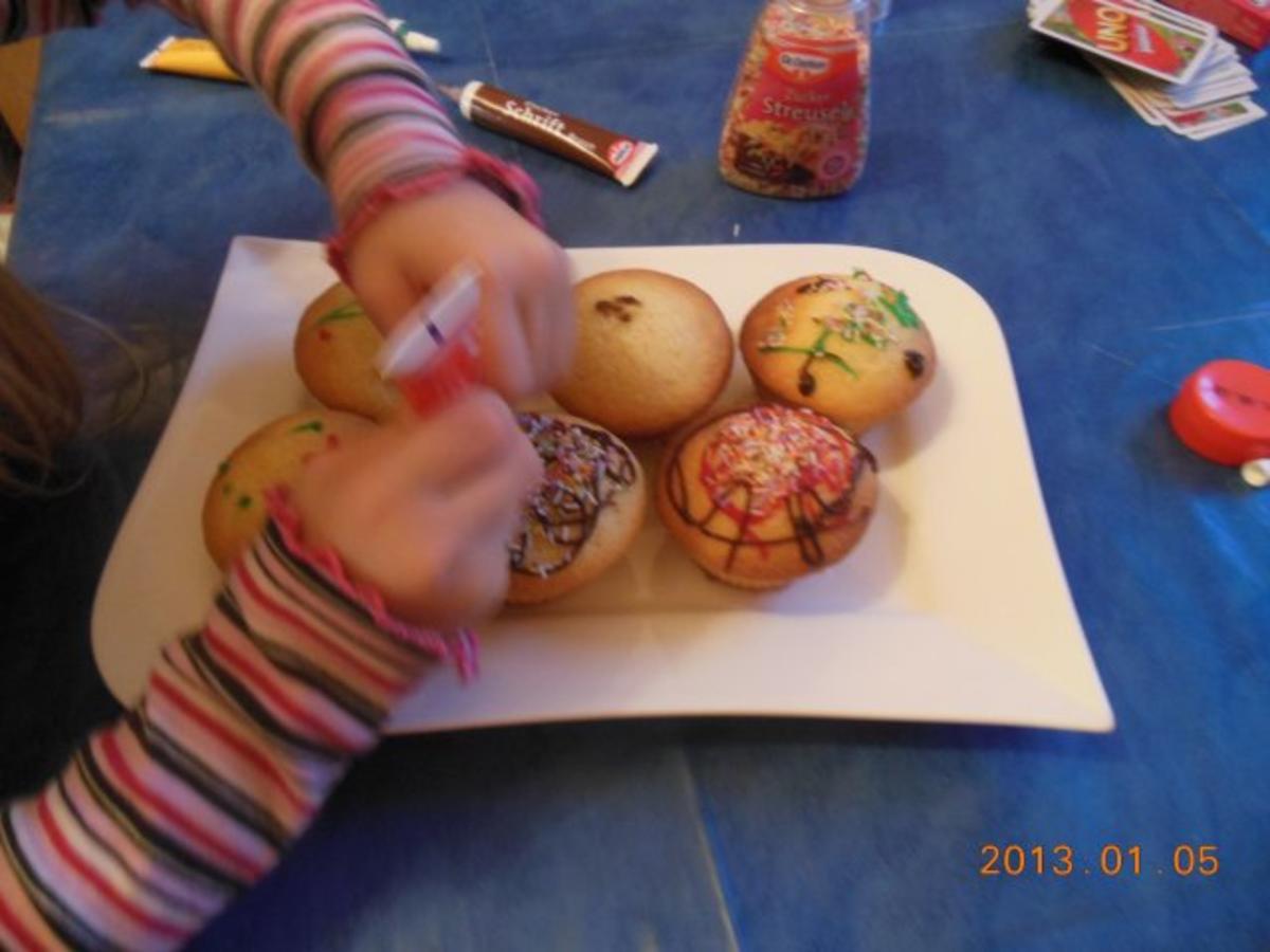 Kuchen. Feen-Muffins habe ich heute mit meiner Enkeltochter gebacken - Rezept - Bild Nr. 3