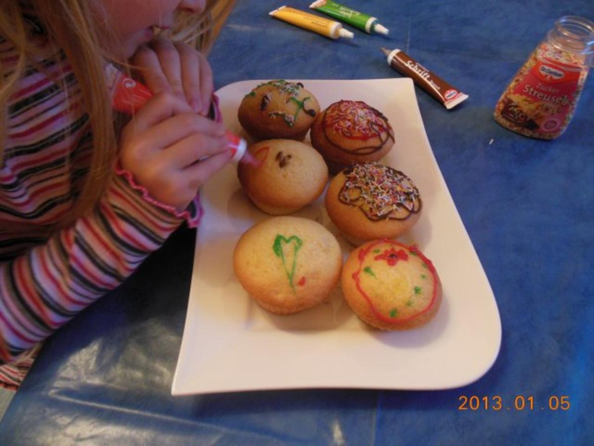 Kuchen. Feen-Muffins habe ich heute mit meiner Enkeltochter gebacken - Rezept - Bild Nr. 4