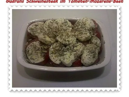 Rezept: Fleisch: Pikantes Schweinesteak im Tomaten-Mozarella-Nest Bild Nr. 7 Fleisch: Pikantes Schweinesteak im Tomaten-Mozarella-Nest - Rezept - Bild Nr. 7