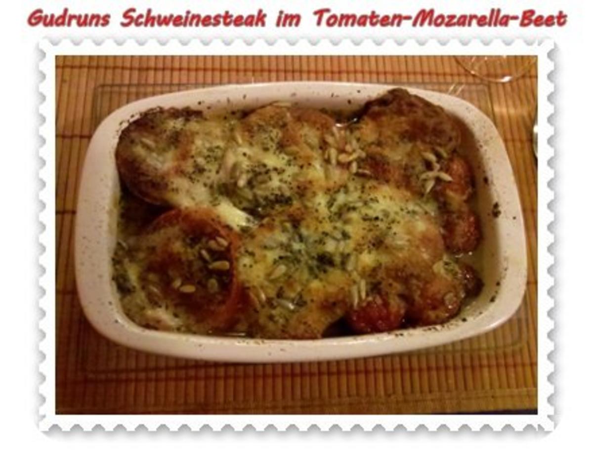 Fleisch: Pikantes Schweinesteak im Tomaten-Mozarella-Nest - Rezept - Bild Nr. 13