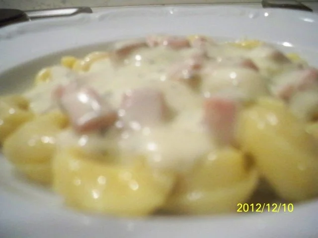 tortelloni salsiccia salsa di formaggio - Rezept - Bild Nr. 5