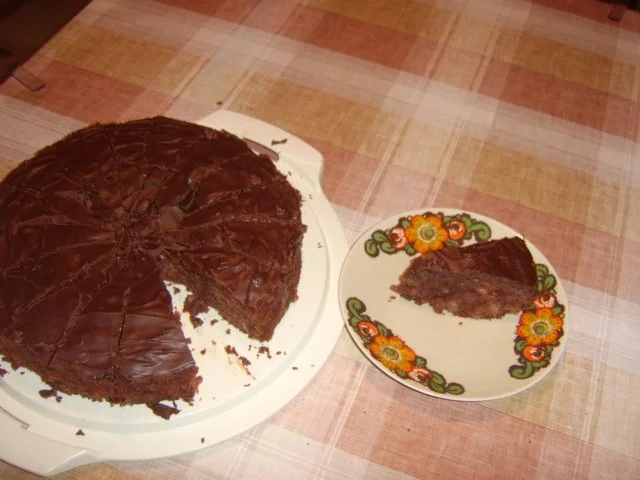 Besoffene Apfel-Walnuss-Torte - Rezept