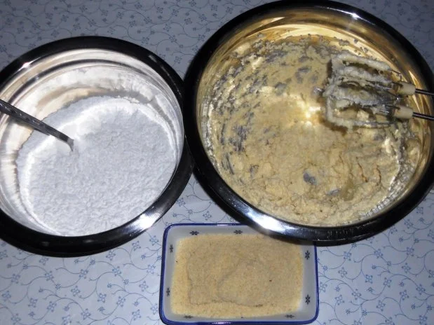 "Oma - Friede`s" - Sehr feines, weihnachtliches Mandel - Spritzgebäck (Rzpt. um 1960) - Rezept - Bild Nr. 4