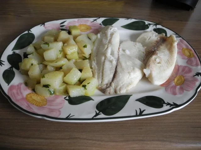 Fisch : Kohlenhydratefrei ... Gedünsteter Tilapia ... satt ... mit Kohlrabigemüse - Rezept - Bild Nr. 6