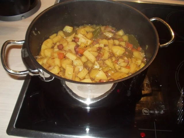 Rezept: Kartoffelsuppe Bild Nr. 9 Kartoffelsuppe - Rezept - Bild Nr. 9