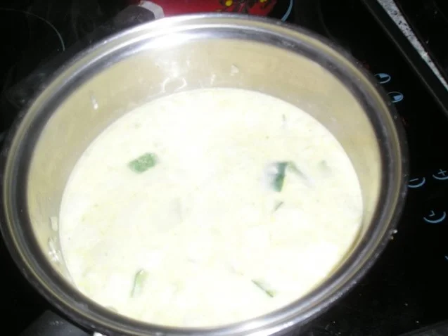 Rezept: Zucchinischaumsüppchen Bild Nr. 3 Zucchinischaumsüppchen - Rezept - Bild Nr. 3