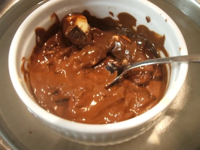 Dessert: Schoko-Mousse in karamellisierten Minipfannkuchen mit Punschsirup - Rezept - Bild Nr. 10