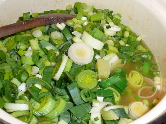 Rezept: Eintopf: Kartoffel - Lauchsuppe Bild Nr. 2 Eintopf: Kartoffel - Lauchsuppe - Rezept - Bild Nr. 2