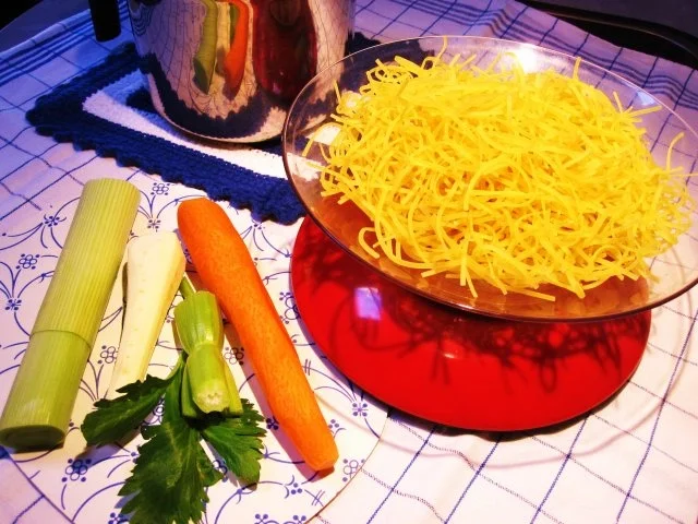 Rezept: Kräftige Fleischbrühe ... Bild Nr. 5 Kräftige Fleischbrühe ... - Rezept - Bild Nr. 5